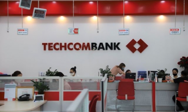 Dự phòng tăng 180%, lãi quý III Techcombank tăng 20% cùng kỳ