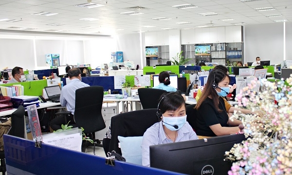 Vinamilk ủng hộ 10 tỷ đồng, chung tay cùng Chính phủ đẩy lùi Covid-19