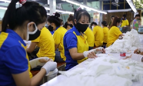 Tỷ lệ thất nghiệp khu vực thành thị năm 2021 vượt mốc 4%