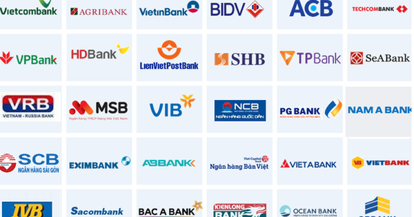 Ngân hàng lãi lớn bất chấp Covid-19: Liệu các nhà băng có đang 'bóp cổ' khách hàng vay vốn?