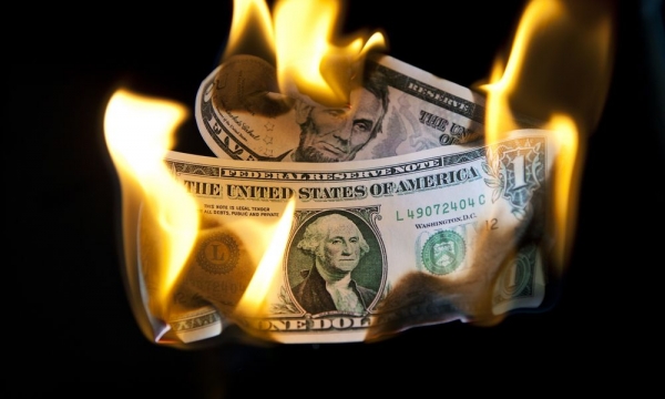 Chuyên gia Mỹ dự đoán đồng dollars sẽ sụp đổ
