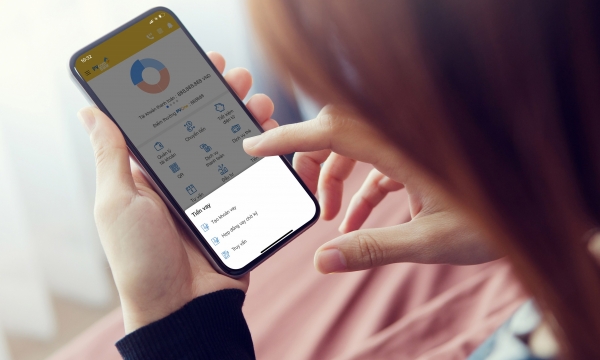 Ngân hàng triển khai vay online: Người dân thêm an tâm mùa dịch