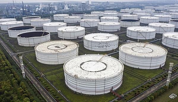 Mỹ trao hợp đồng cho 7 công ty để bán 30 triệu thùng dầu dự trữ chiến lược