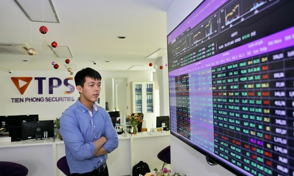 Siết chặt mua bán trái phiếu, ngân hàng có 'cửa khác' nhờ công ty chứng khoán?