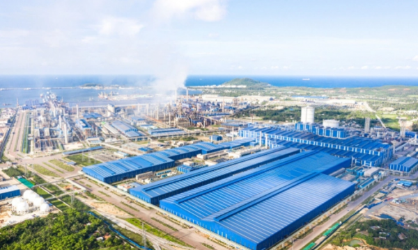 Tại sao tỷ phú Trần Đình Long cần tới 8 ngân hàng 'cấp tín dụng hợp vốn' cho đại dự án Hoà Phát Dung Quất 2 quy mô lớn nhất của Tập đoàn?