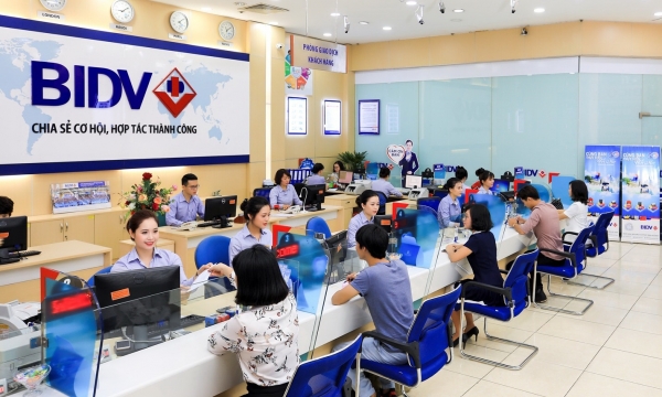 Sau khi ngân hàng nâng lãi suất, tiền gửi của người dân tăng hơn 103.000 tỷ trong một tháng