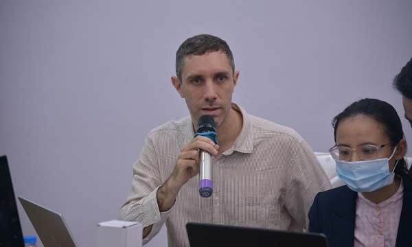 Chuyên gia Pháp khuyến nghị Hà Nội phát triển đô thị dựa vào các trục giao thông như Hong Kong, Singapore