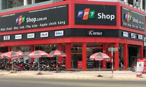 Sở hữu 595 cửa hàng điện thoại và 200 nhà thuốc, FPT Retail thu 14.661 tỷ đồng năm 2020