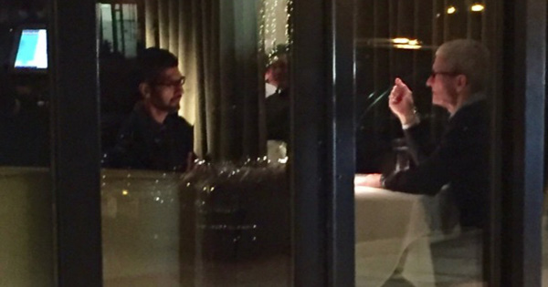 Bữa tối tỷ USD tại một nhà hàng Việt Nam của Tim Cook và Sundar Pichai: 2 ông lớn bắt tay thống trị Internet toàn thế giới, tạo liên minh không ai có thể lật đổ