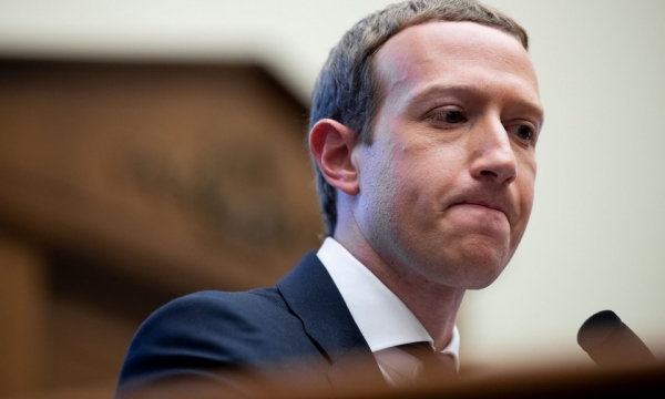 Mark Zuckerberg bán cổ phần Facebook gần như mọi ngày trong năm 2021