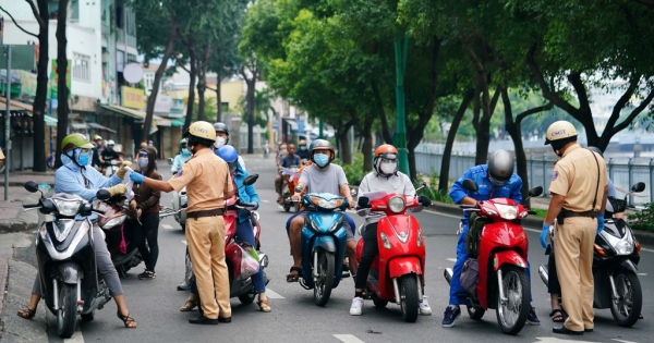 TP. HCM yêu cầu 'ai ở đâu ở yên đó' bắt đầu từ 23/8
