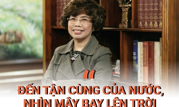 “Đến tận cùng của nước, nhìn mây bay lên trời”