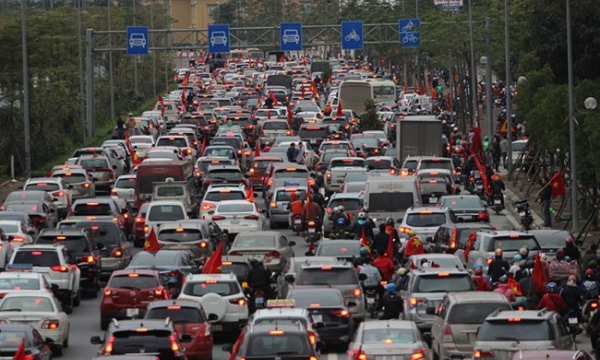 Lệ phí trước bạ ô tô có thể giảm 50% từ 15/11 năm nay đến giữa tháng 5 năm sau