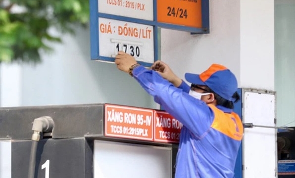 Xăng, dầu đồng loạt giảm giá mạnh sau 5 lần tăng liên tiếp