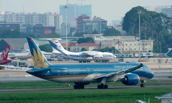 Nóng: Đề xuất dừng các chuyến bay đến, về từ Nam châu Phi