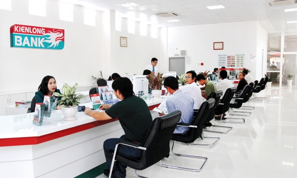 Kienlongbank bổ nhiệm liền một lúc 3 Phó Tổng giám đốc mới, trong đó có con trai sinh năm 1988 của Bầu Thắng
