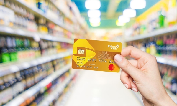 Chi tiêu thông minh khi mua sắm với thẻ PVcomBank Shopping