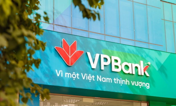 Hơn 2.000 quà tặng chương trình 'Chào xuân mới - đón lộc tới' đã được VPBank trao tặng khách hàng may mắn