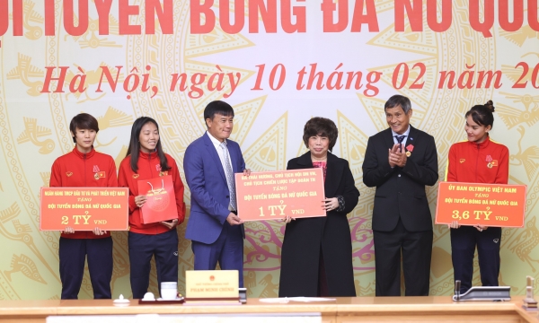 Tập đoàn TH trao tặng 1,5 tỷ đồng cho đội tuyển bóng đá nữ Việt Nam