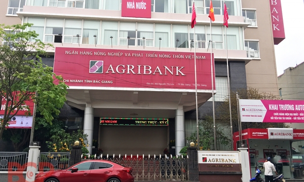 Tin Ngân hàng nổi bật trong tuần: Agribank hạ giá khoản nợ trăm tỷ, loạt lãnh đạo ngân hàng xin từ nhiệm