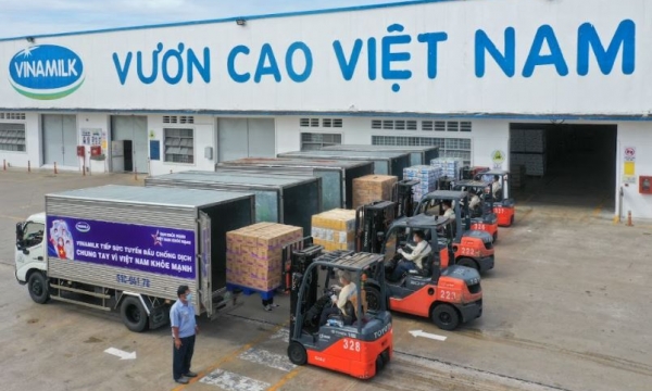 Tháng sinh nhật, Vinamilk trao 'quà sức khỏe', cùng cộng đồng vượt qua đại dịch