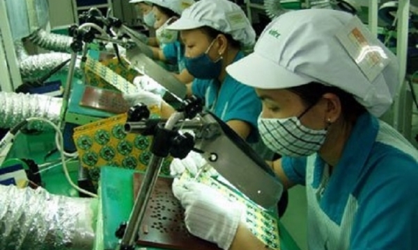 Sản xuất công nghiệp tháng 8 giảm tới 4,2%