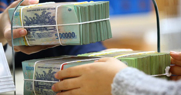 Lãi suất tiết kiệm thấp kỷ lục