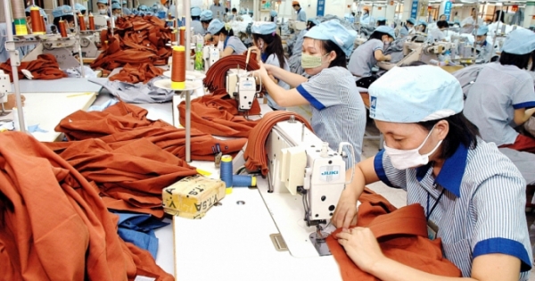 Ngành đệt may, da giày thiếu nguyên liệu phụ kiện sản xuất