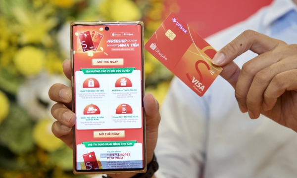 VPBank được Shopee vinh danh là đối tác chiến lược ấn tượng năm 2020 – 2021