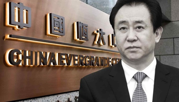 Evergrande dùng tiền mua thời gian?