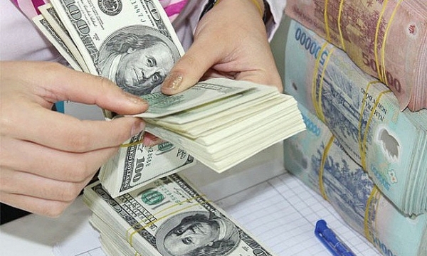 Tỷ giá ngoại tệ ngày 10/11: USD tiếp tục lao dốc