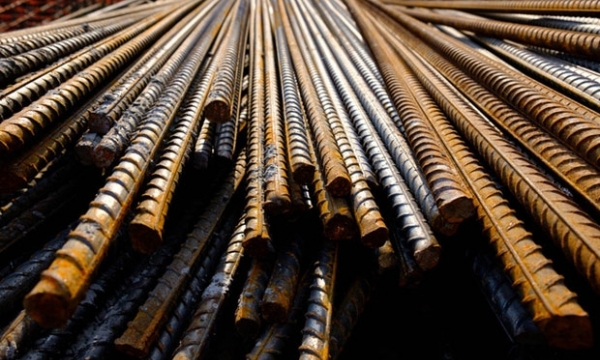 Giá thép hôm nay 23/12: Giá giảm trở lại