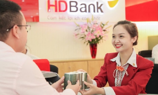 Nguyên nhân gì khiến cổ phiếu HDBank tăng mạnh 10 phiên liên tiếp?