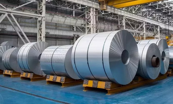 Giá nhôm đã cao nhất 13 năm nhưng chuyên gia dự đoán 'cơn điên' mới chỉ bắt đầu