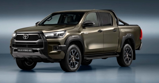 Toyota Hilux Hybrid 2024 có gì ấn tượng?