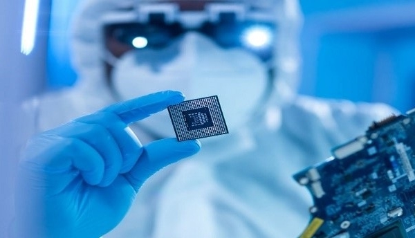 Thủ tướng: Việt Nam đặt mục tiêu sản xuất chip bán dẫn trước năm 2027