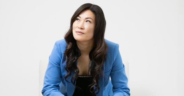 Hành trình trở thành CEO công ty 100 triệu USD của nữ phục vụ phòng khách sạn