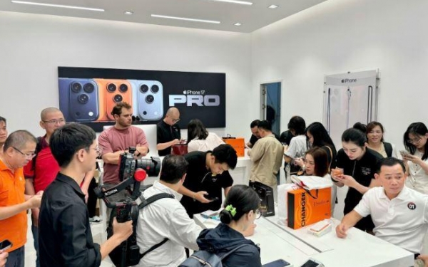 Mua ngay iPhone 17 và iPhone Air tại FPT Shop với ưu đãi lên đến 8 triệu đồng, bảo hành đến 17 tháng