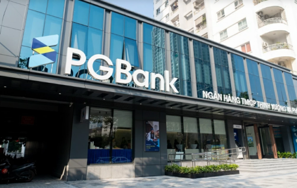 Nợ xấu giảm, dư nợ lớn nhất của PGBank thuộc về lĩnh vực nào?