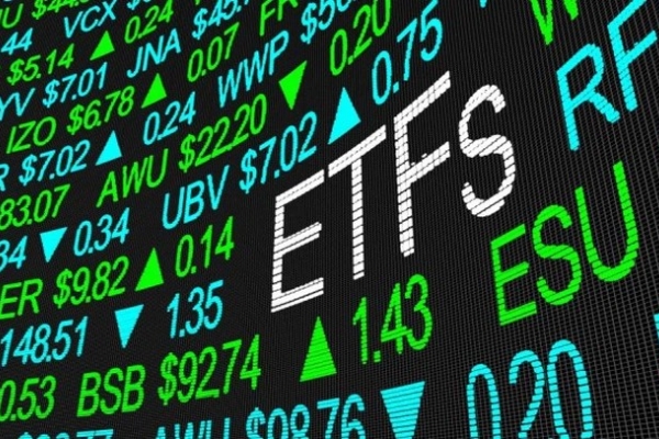 Sau nhiều tháng ngày bán ròng, FTSE Vietnam ETF bất ngờ mua ròng giá trị lớn