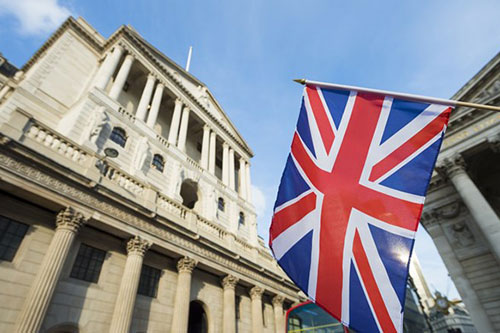 Ngân hàng Trung ương Anh mạnh tay tăng lãi suất lớn nhất trong 27 năm