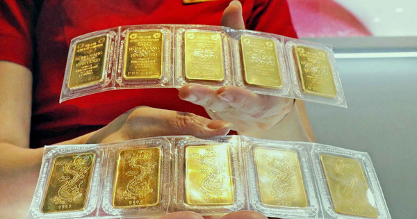 Thị trường vàng tuần qua: Giá vàng miếng đột ngột giảm sốc 2 triệu đồng/lượng rồi bất ngờ tăng phi mã phiên cuối