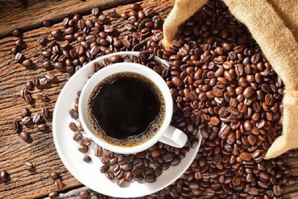 Giá cà phê hôm nay 1/11: Arabica tăng mạnh
