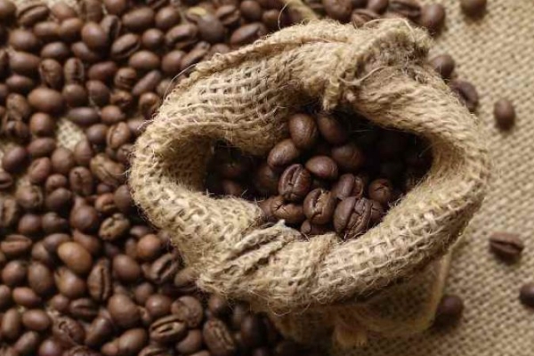 Giá cà phê hôm nay 4/11: Thị trường trong nước tăng 800 đồng/kg