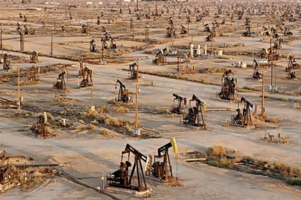 Giá xăng dầu hôm nay 20/12: Brent lên mức 80,1 USD/thùng