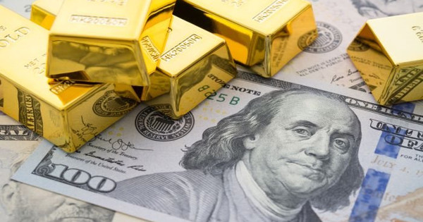 USD và vàng tăng vọt trước khi Fed công bố biên bản họp