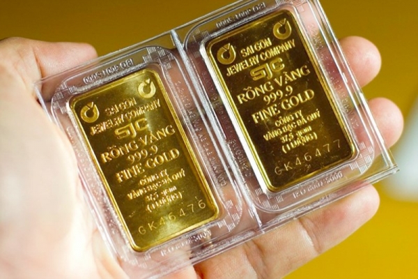 Giá vàng thế giới lập đỉnh cao, tiến dần về mốc 1.900 USD/ounce