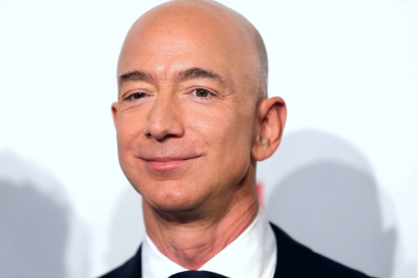 Rộ tin đồn Jeff Bezos sẽ trở lại làm CEO sau khi Amazon sa thải 18.000 nhân viên