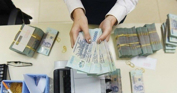 Lãi suất liên ngân hàng bất ngờ giảm mạnh