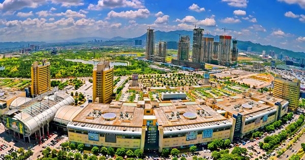 Thành phố bán buôn lớn nhất thế giới có GDP bình quân đầu người vượt cả thủ đô Trung Quốc: Cứ 10 người thì có...